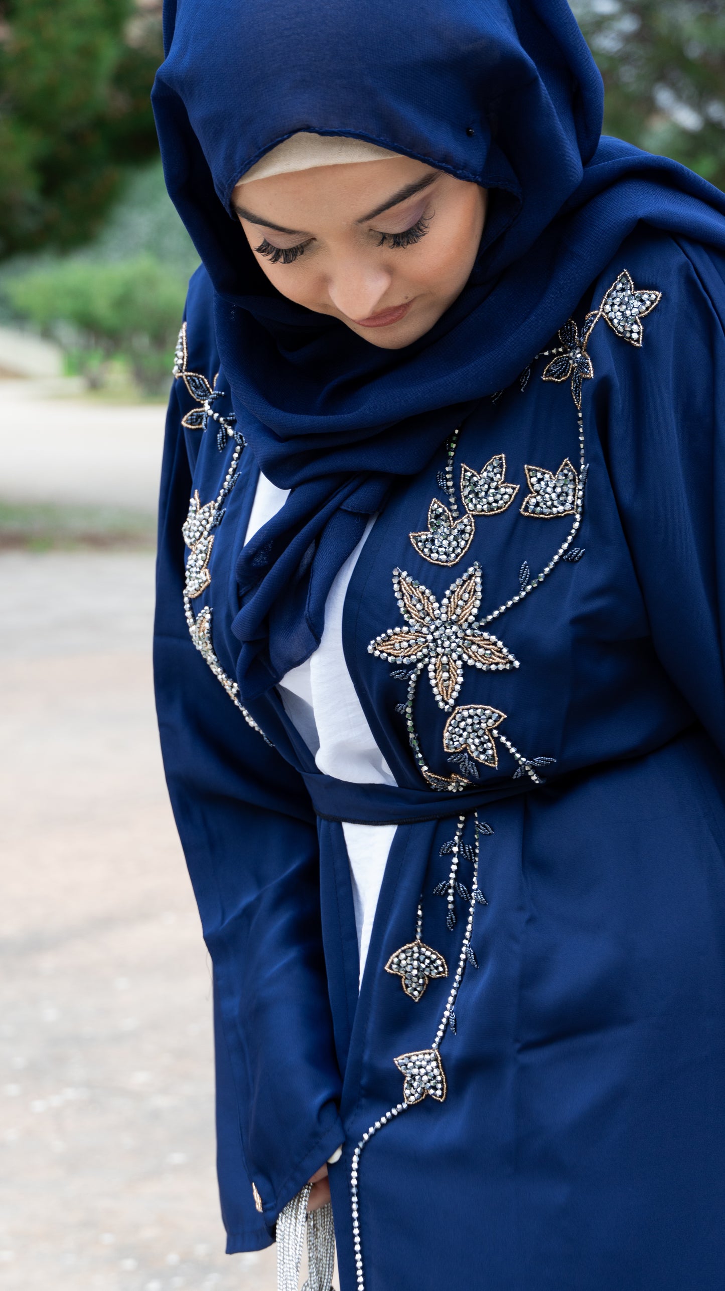 Abaya Azraq Al-Ward
