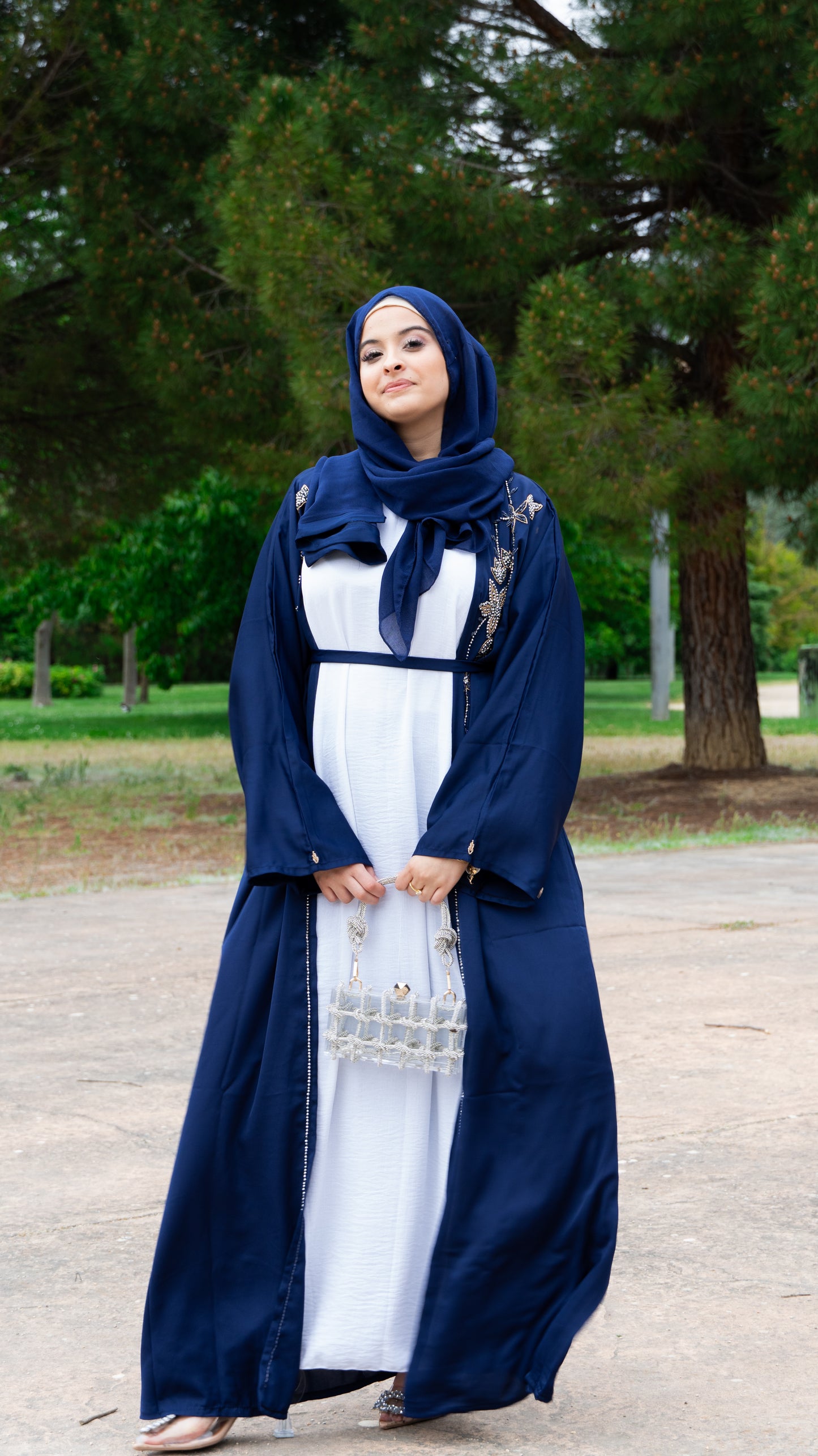 Abaya Azraq Al-Ward